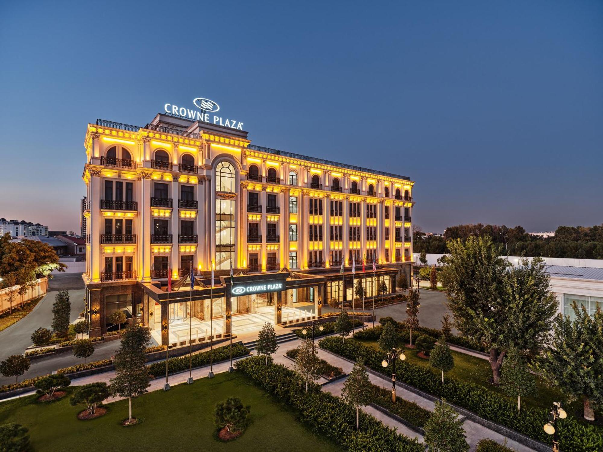 Crowne Plaza Tashkent, An Ihg Hotel Exterior foto